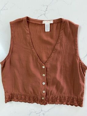 Rust V-Neck Cropped Button Top with Lace